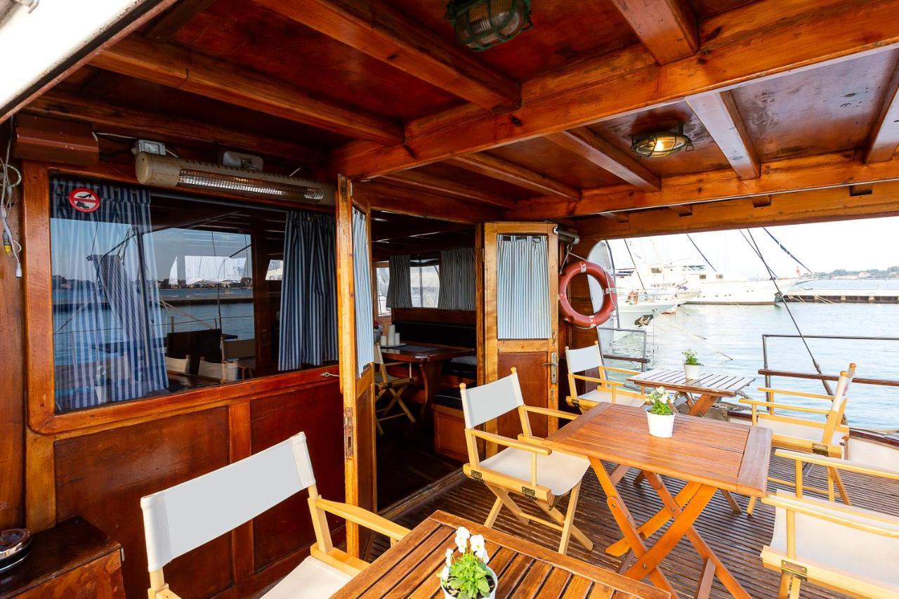Venezia Boat & Breakfast Caicco Freedom Hotel Exterior photo